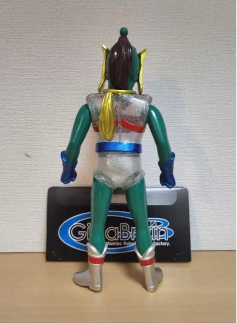 W*D様 ギガブレイン　グリーンマン シルバーラメ ソフビ