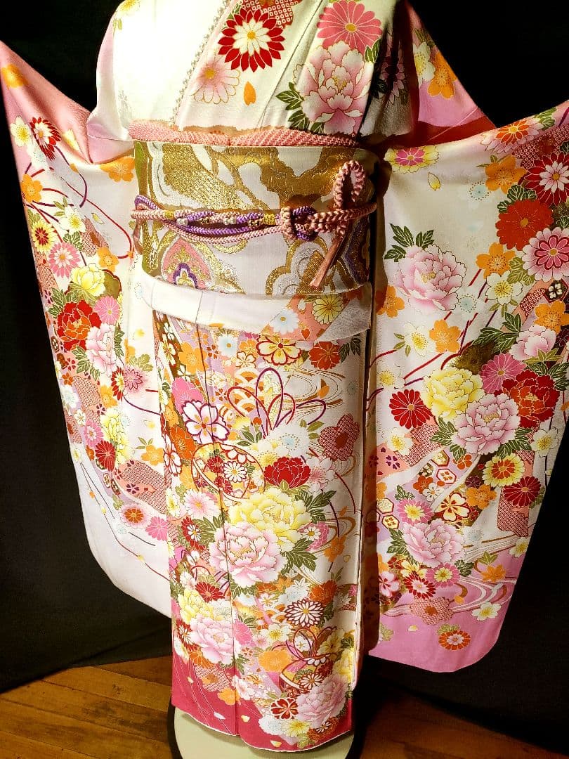 【新春大特価】クリーム×ピンク　可愛い　現代古典　振袖　その他セット