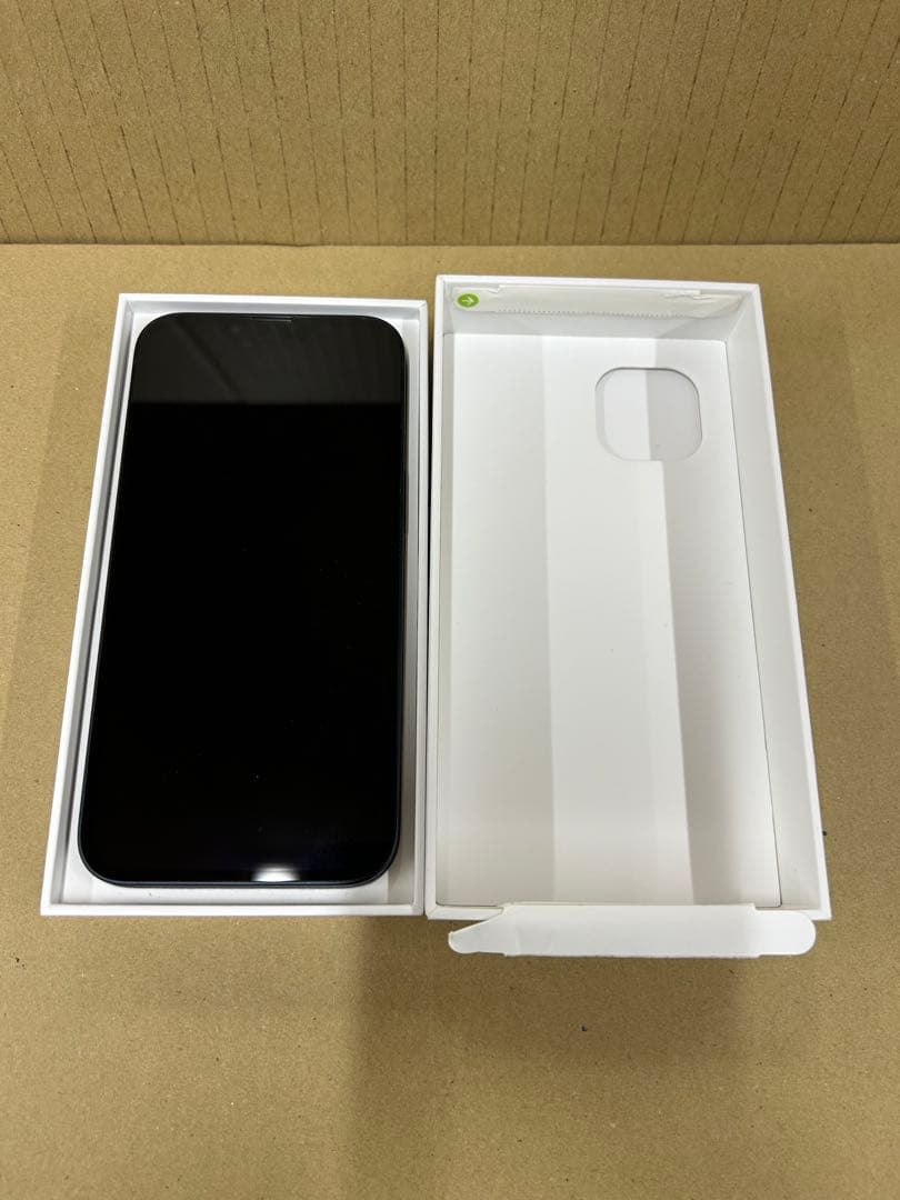 【美品】iPhone 13 128GB ミッドナイト SIMロック解除済み
