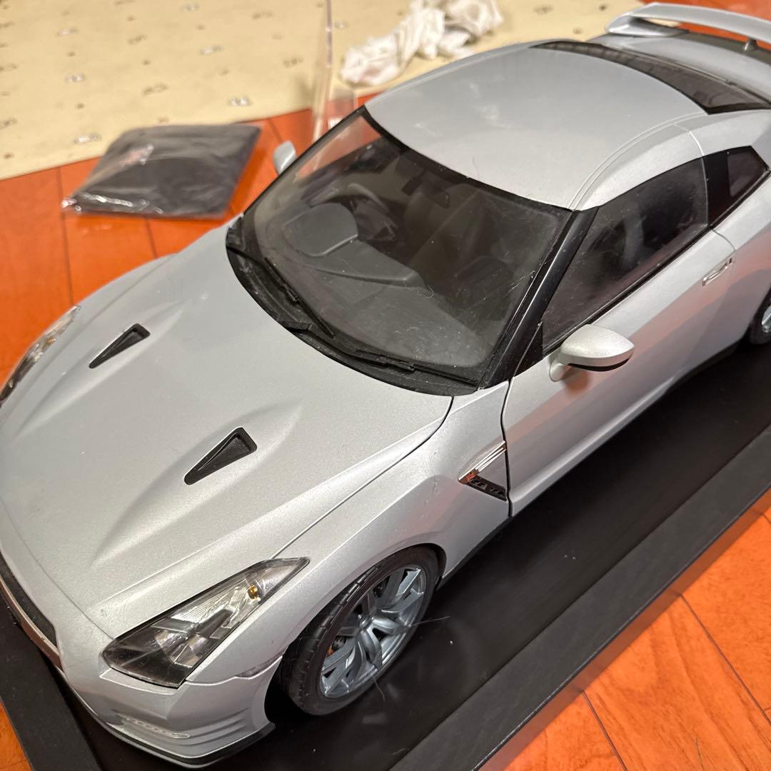 イーグルモス 1/8 週刊 日産 R35 GT-R 完成品