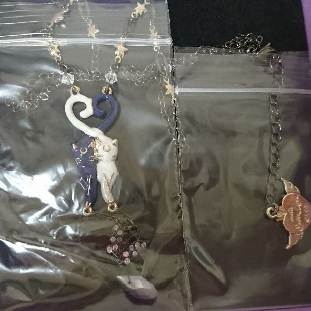 セーラームーン  伊勢丹  アナスイ コラボネックレス