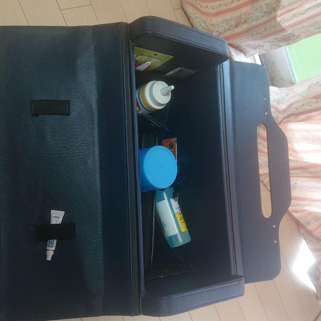 トリマーの道具一式とケース