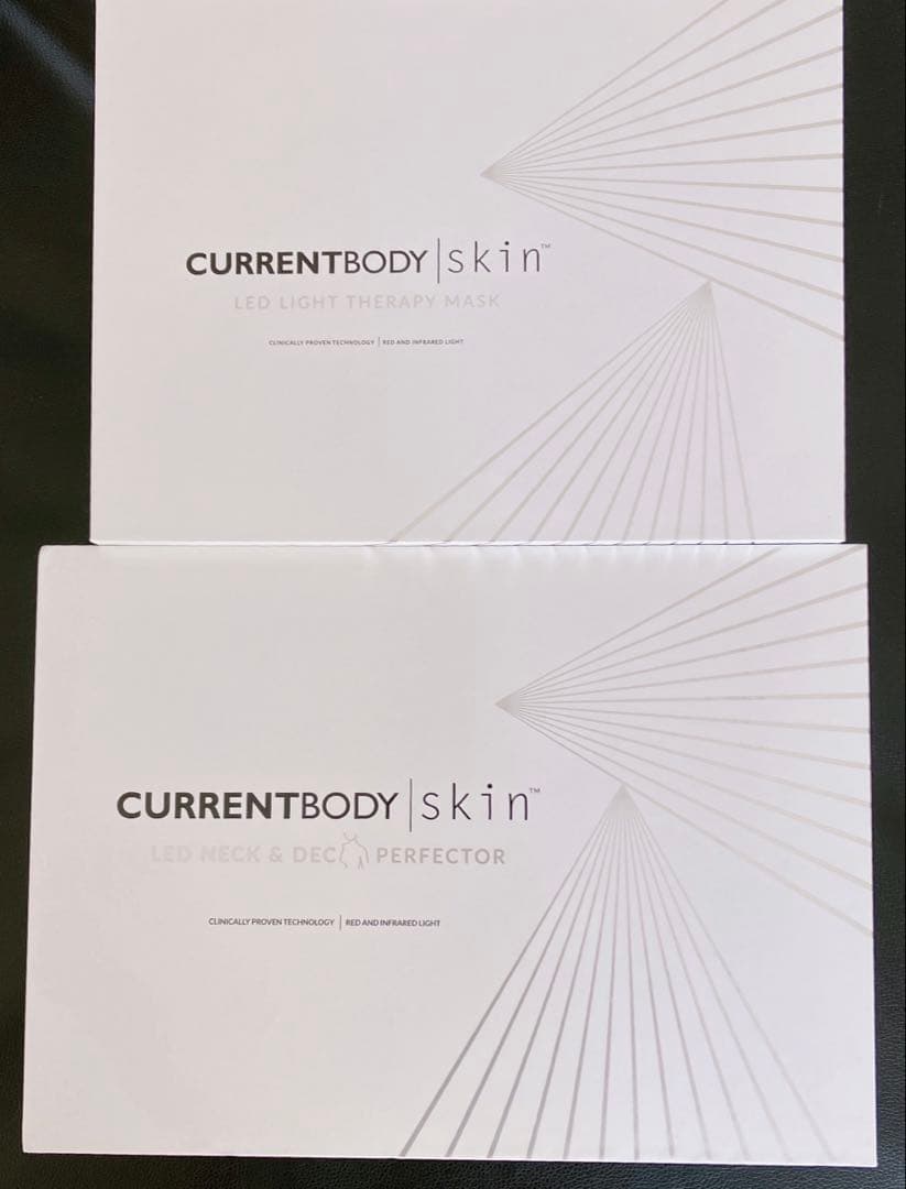 CurrentBody Skin LEDライトフェイスマスク＆ネック シリーズ1