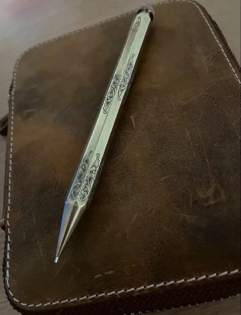 彫金　カヴェコブラス