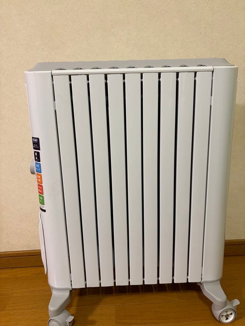 美品デロンギ オイルヒーター ベルカルドRHJ75V0915-GY 10-13畳