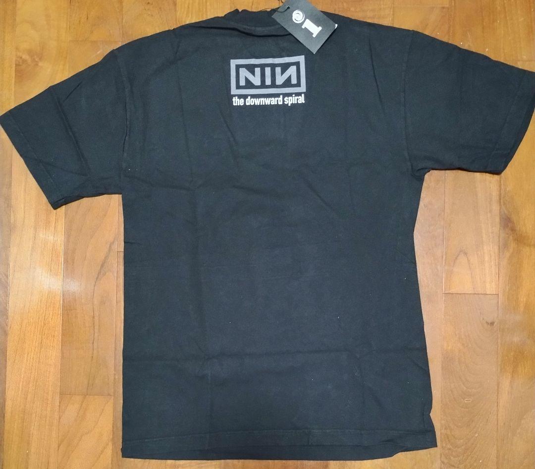 世界限定500 ナインインチネイルズ ダウンワードスパイラル30周年記念Tシャツ