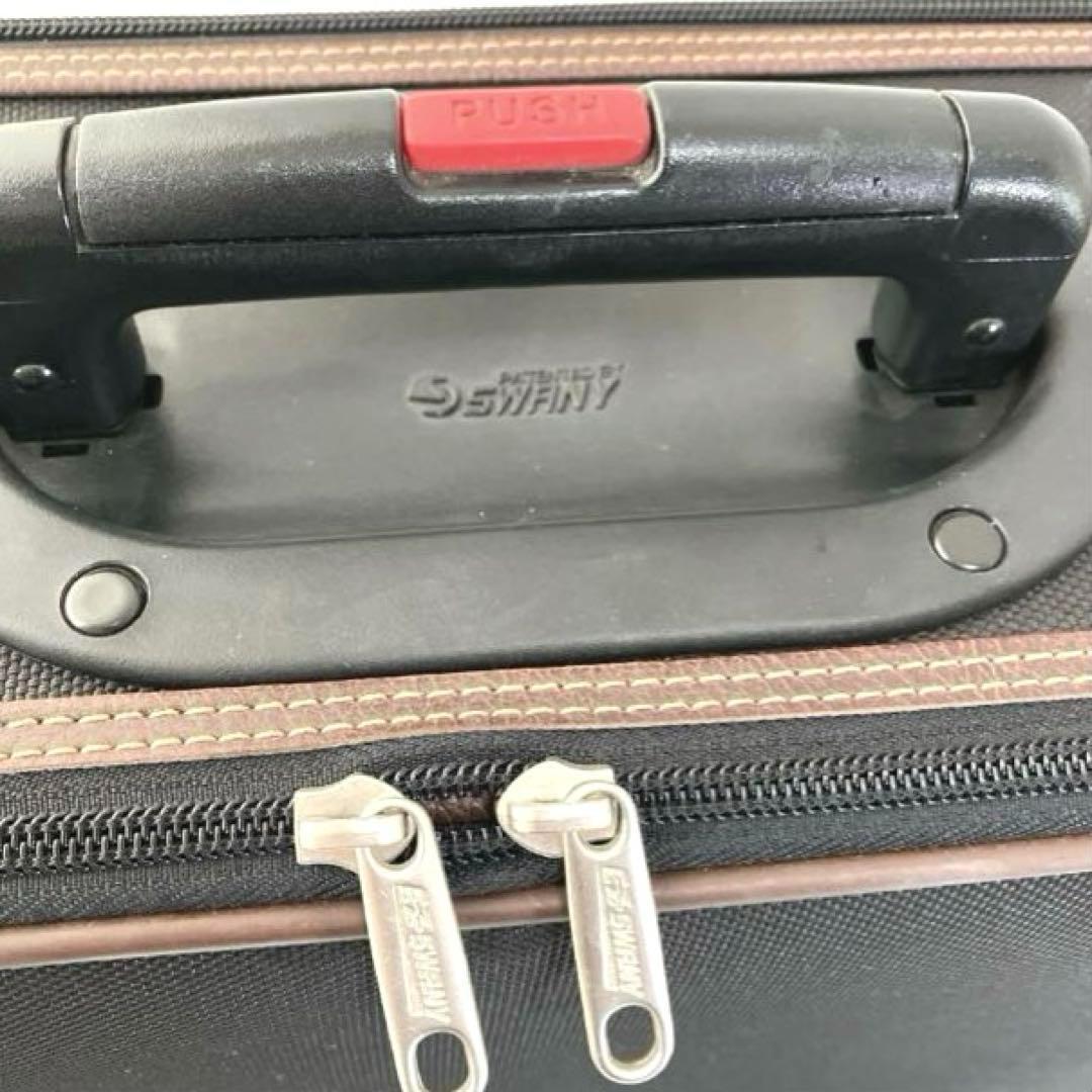 EZ-SWANY　スワニー　小型キャリーケース　4輪　機内持ち込み可　レザー使用
