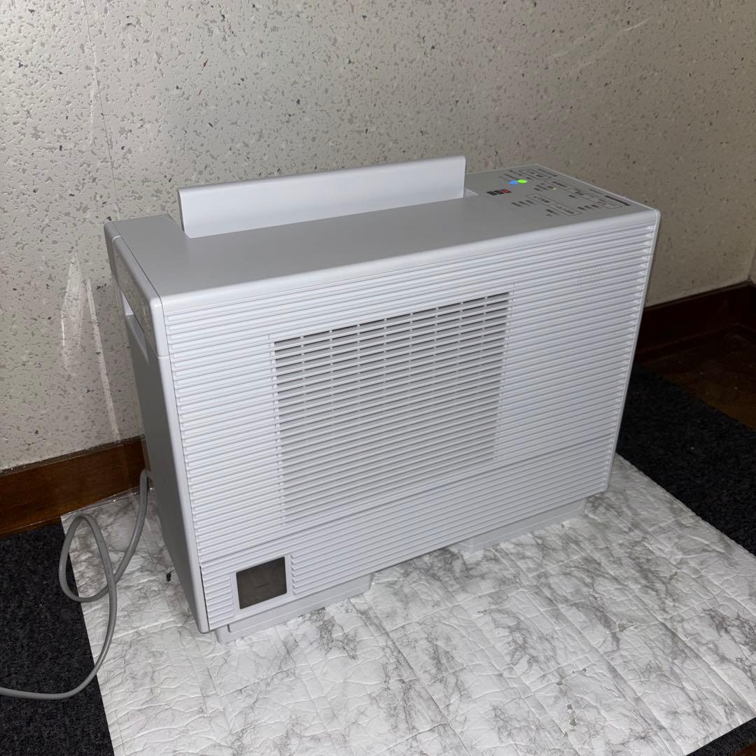 【2022年製】Panasonic衣類乾燥除湿機 F-YZVXJ60