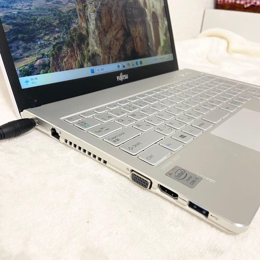 大容量SSD！ FUJITSU LIFE BOOK i5 ホワイト