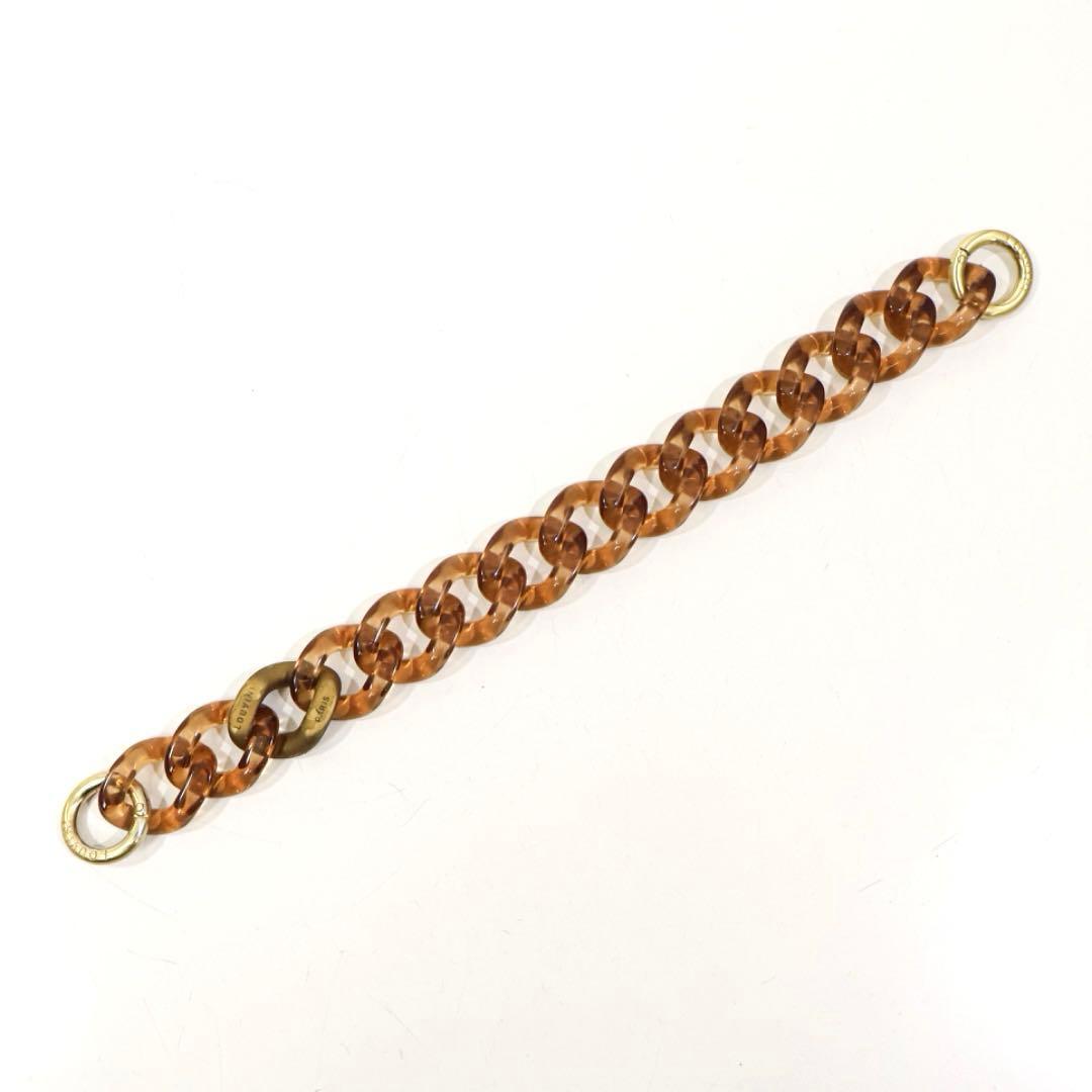 H4911Mルヴィニパリ　iPhone 15 Pro　スマホケースxストラップ