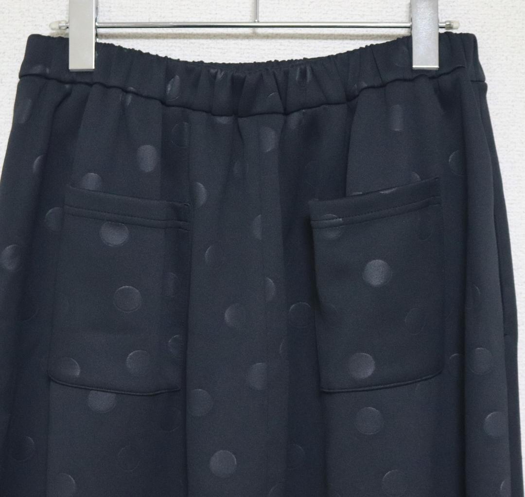 新品【慈雨 ジウ センソユニコ】エンボスドット柄 サルエルパンツ 黒 40