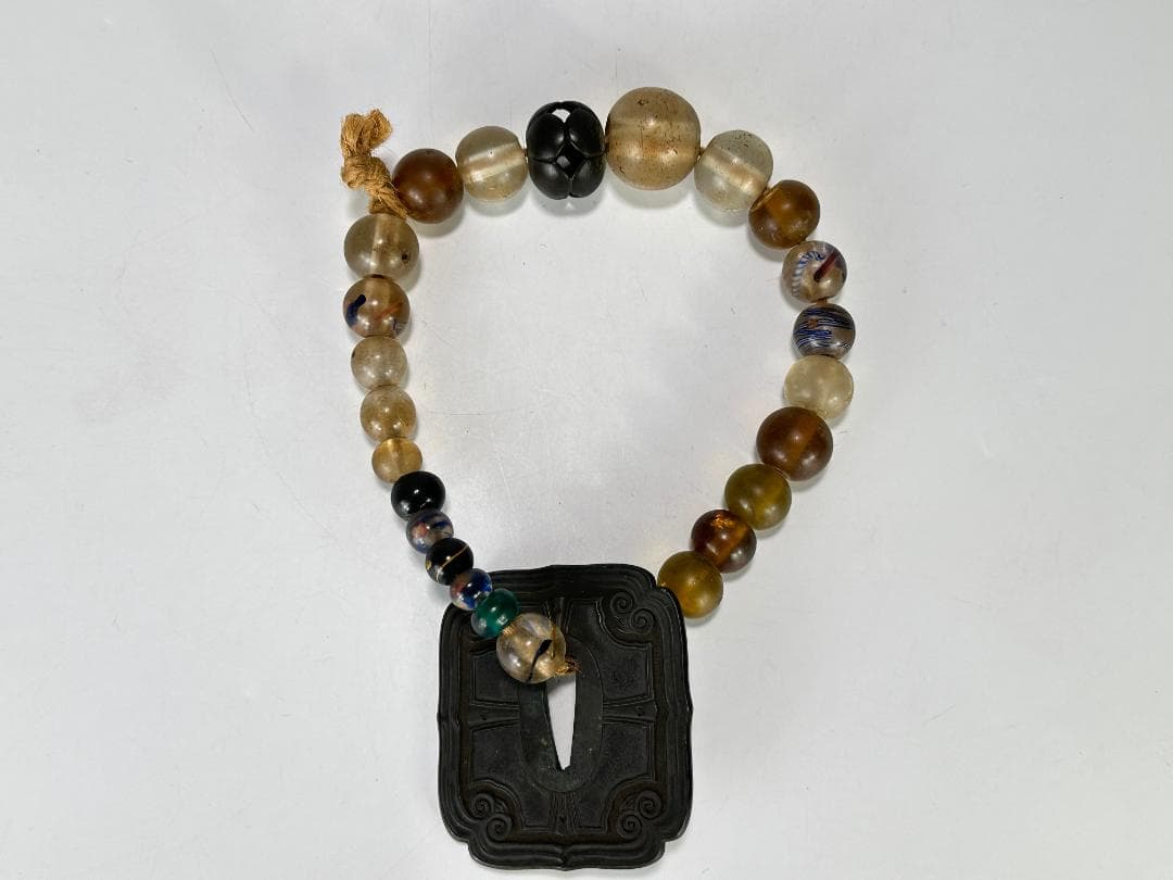 北海道アイヌ民族　アイヌ玉　首飾りタマサキ