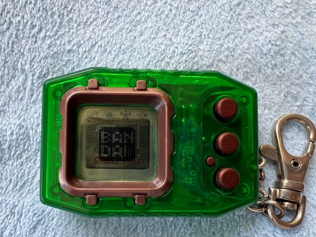 デジモン　ペンデュラム　クリアグリーン　ブラウン　D-１