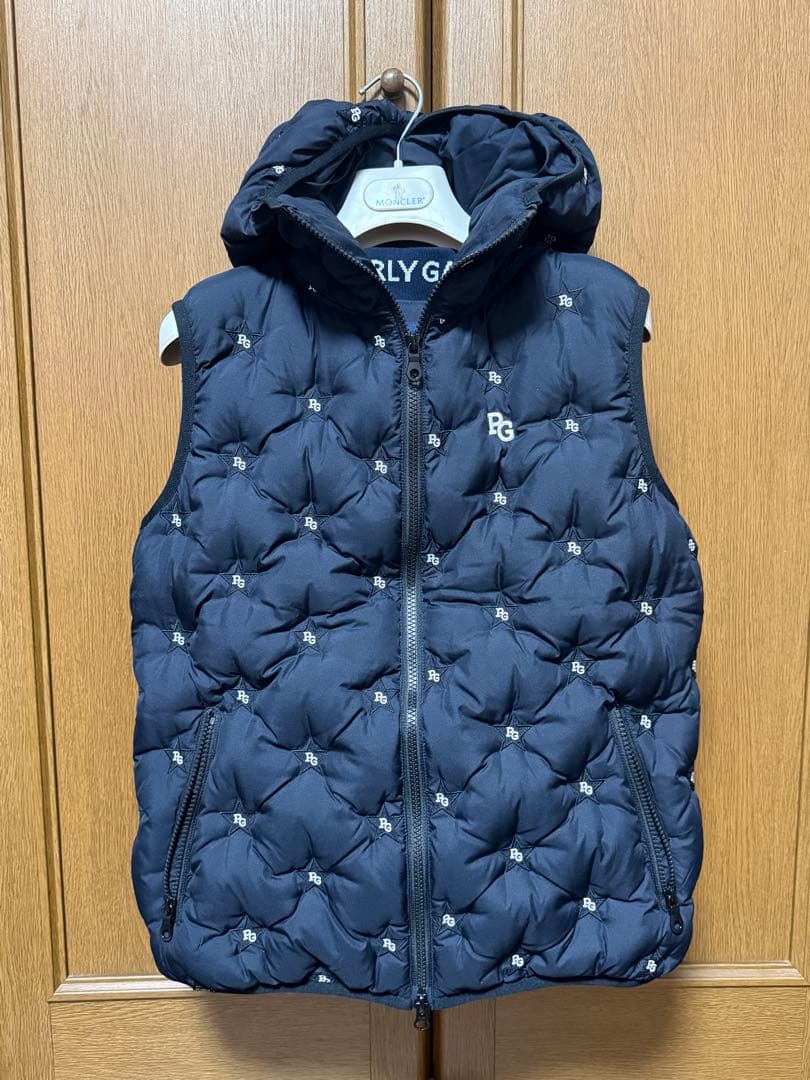 【美品】PEARLY GATES ダウンベスト(サイズ1)星柄型押しネイビー