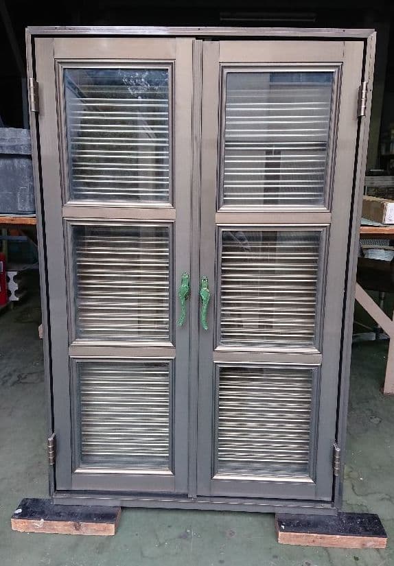 アルミサッシ ガラリ雨戸 窓 サッシ 新品未使用 トーヨーサッシ DIY