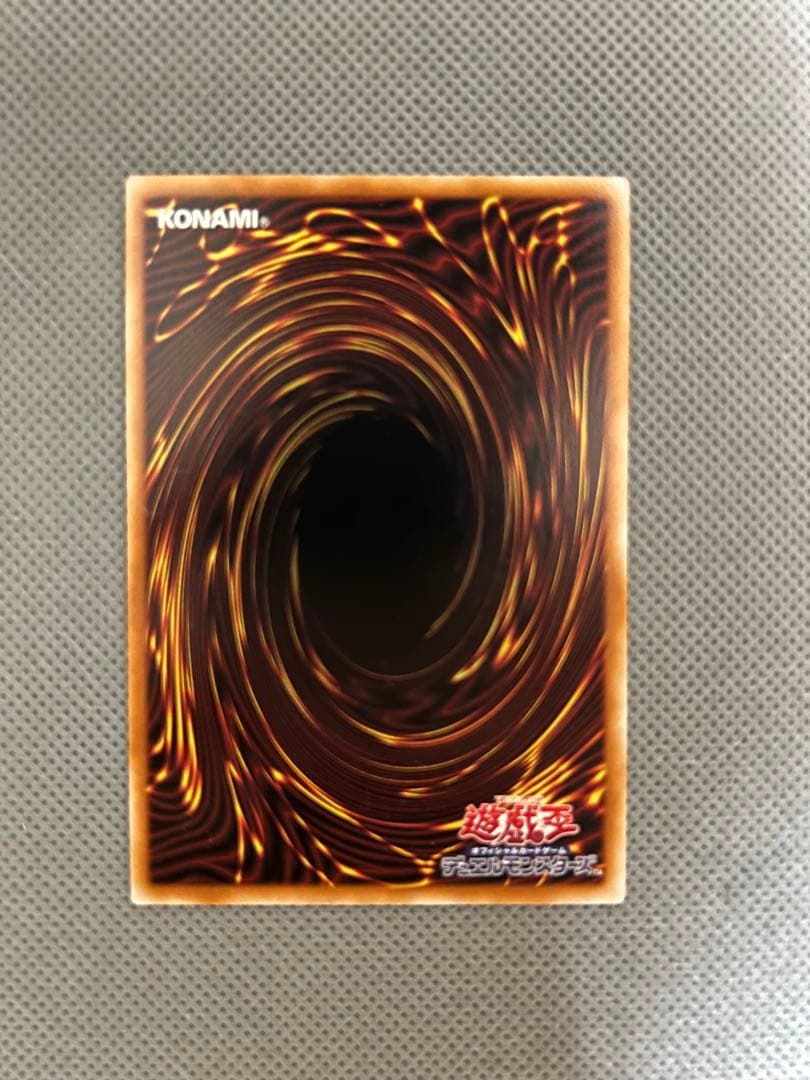 迷宮城の白銀姫　25thシークレット　絵違い