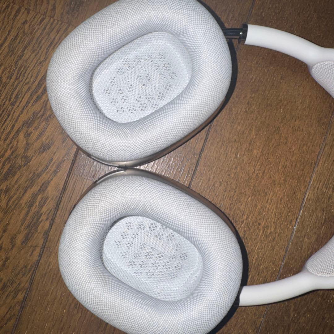 AirPods Max シルバー