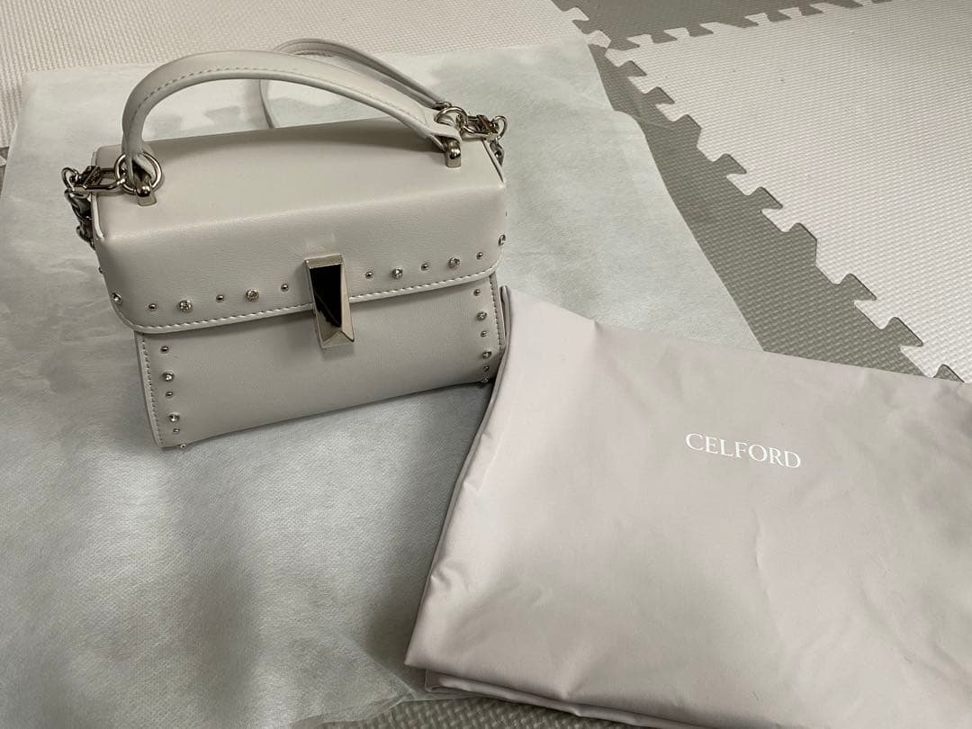 CELFORD 【リュタン】ビジュースタッズポシェット　セルフォード　　GRY