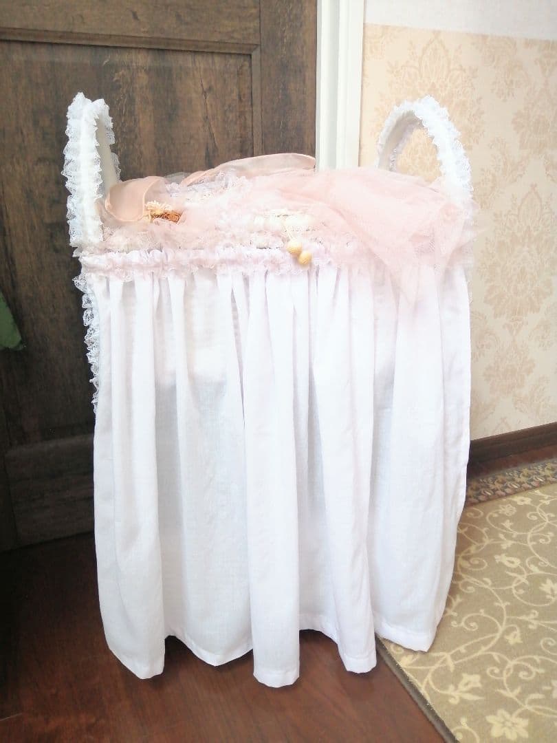 白ラタン♡たっぷり収納♡ホワイト家具♡フリル♡レース♡ミルクペイント♡