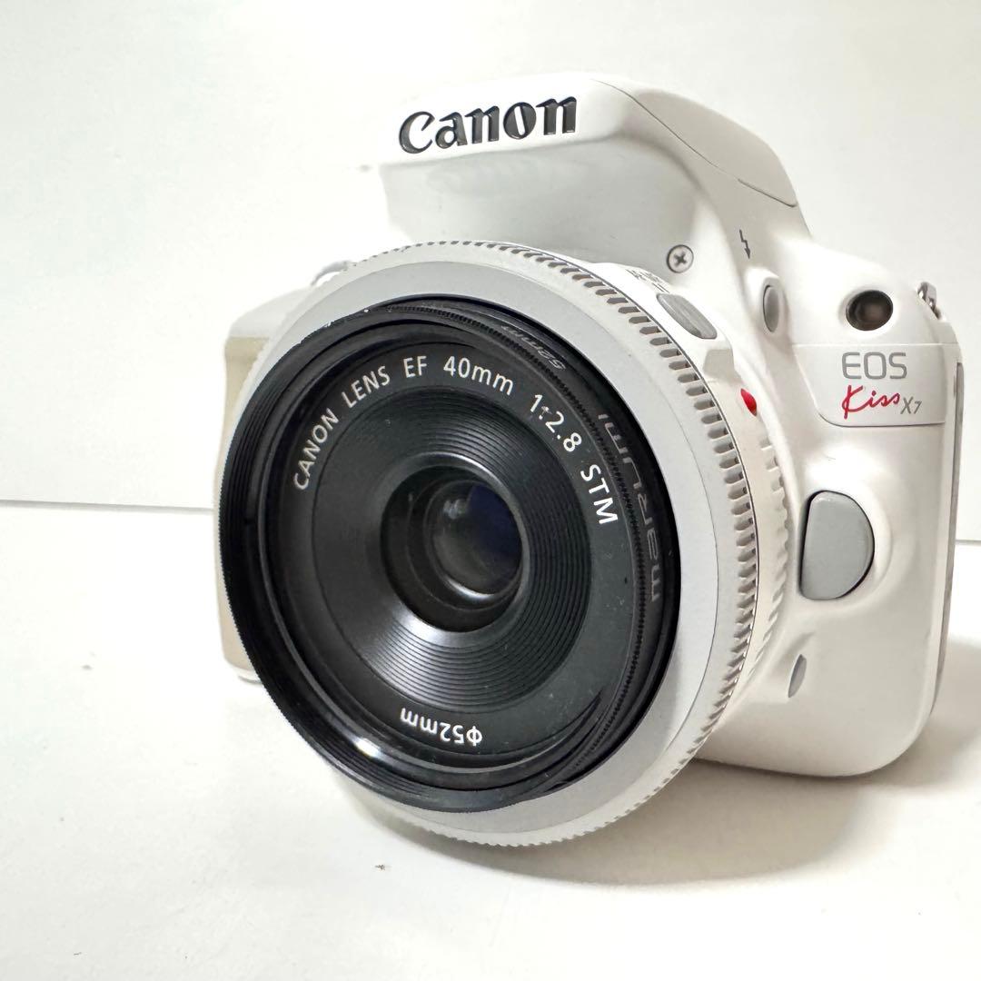 【極美品】キャノン EOSKISS X7 ダブルレンズキット ホワイト 白