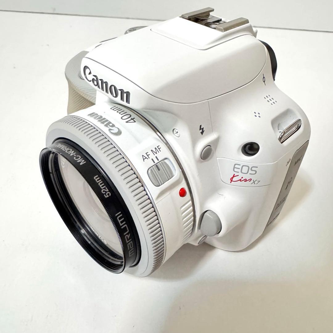【極美品】キャノン EOSKISS X7 ダブルレンズキット ホワイト 白