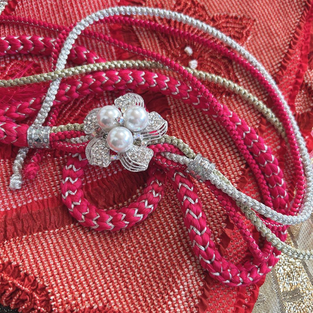 振袖　フルセット　正絹　赤　黒　華やか　ボタン　古典柄　かっこいい系　k3