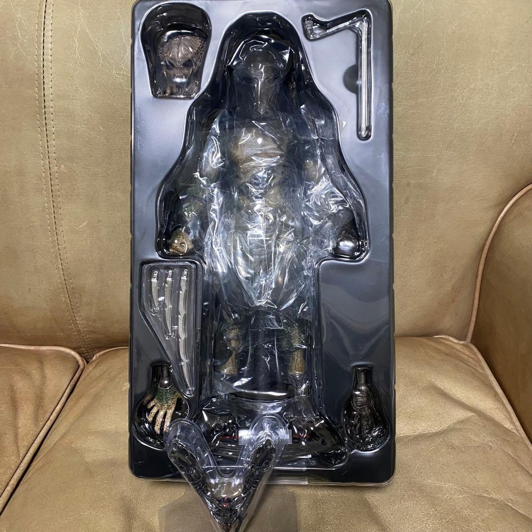 ホットトイズ ファルコナープレデター 1/6