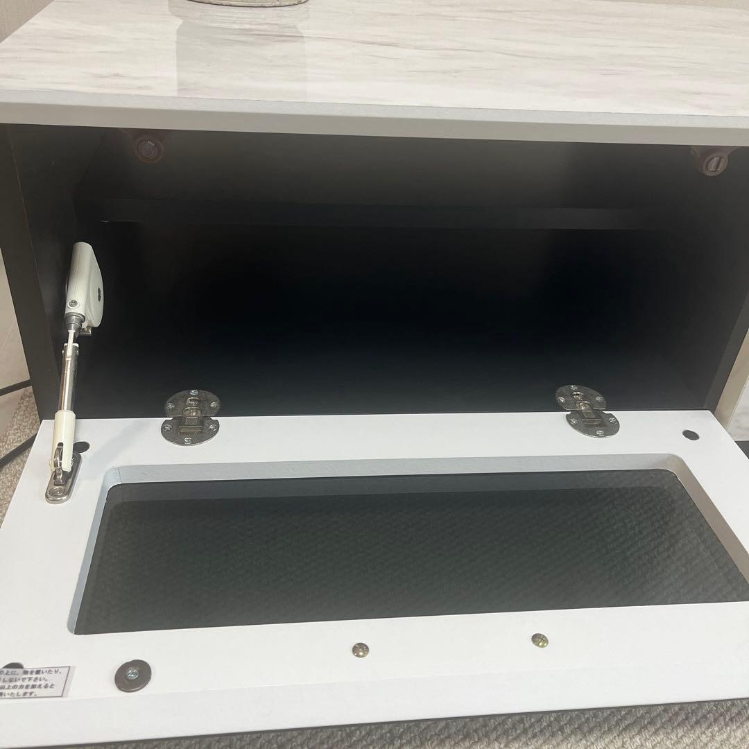 大理石調テレビボード