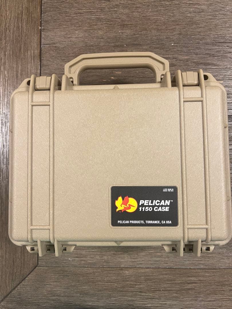 ペリカンケース　1120 デザートタン　防水ケース　フォーム付き