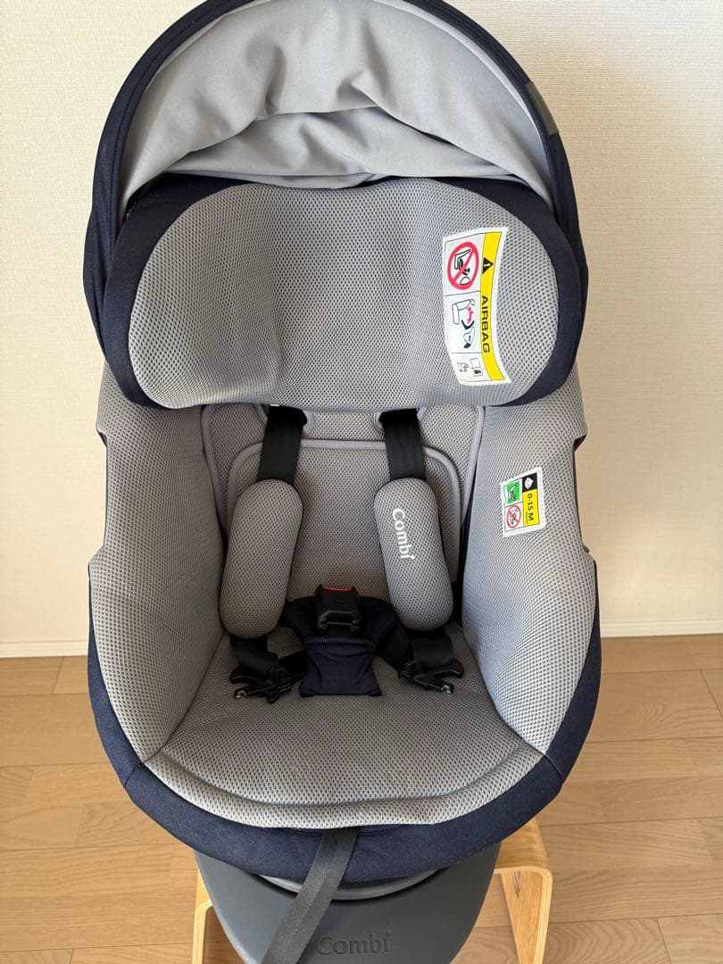 Combi チャイルドシート THE S Air ISO EG ZB-690
