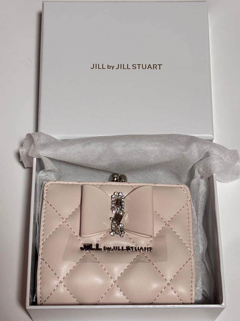 新品未使用 ジルバイジルスチュアート RIBBONキルトウォレット