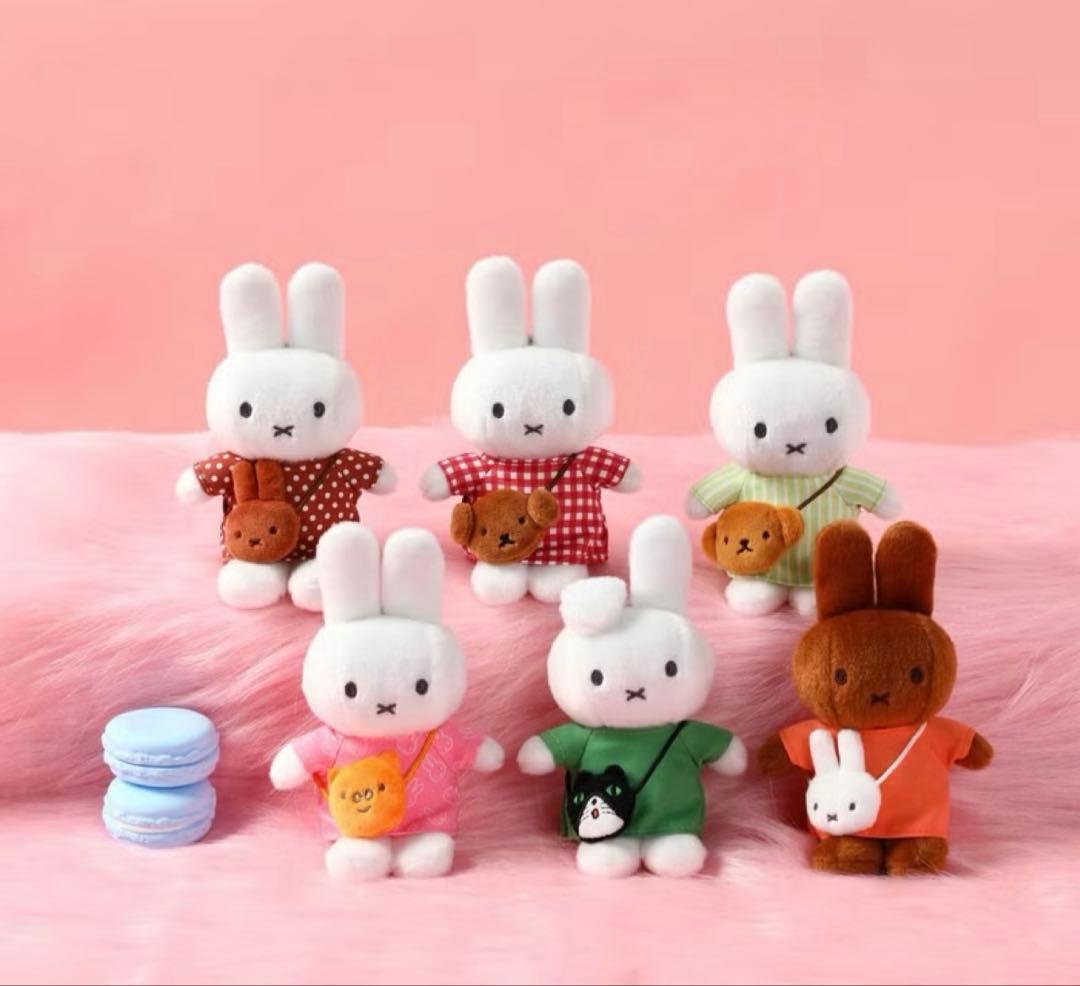 シュリンク付き1BOX ❗️VIPOmiffy ミニバッグ プラッシュマスコット