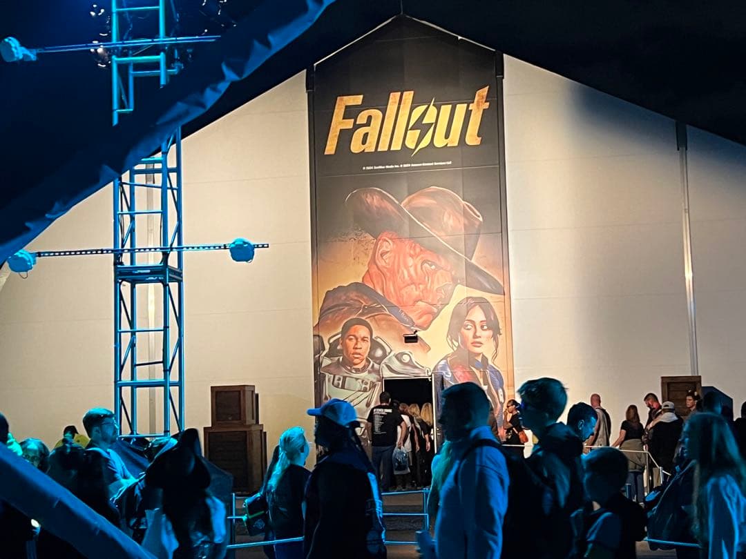 フロリダユニバーサルスタジオハロウィンナイト限定公式Falloutポスターと帽子