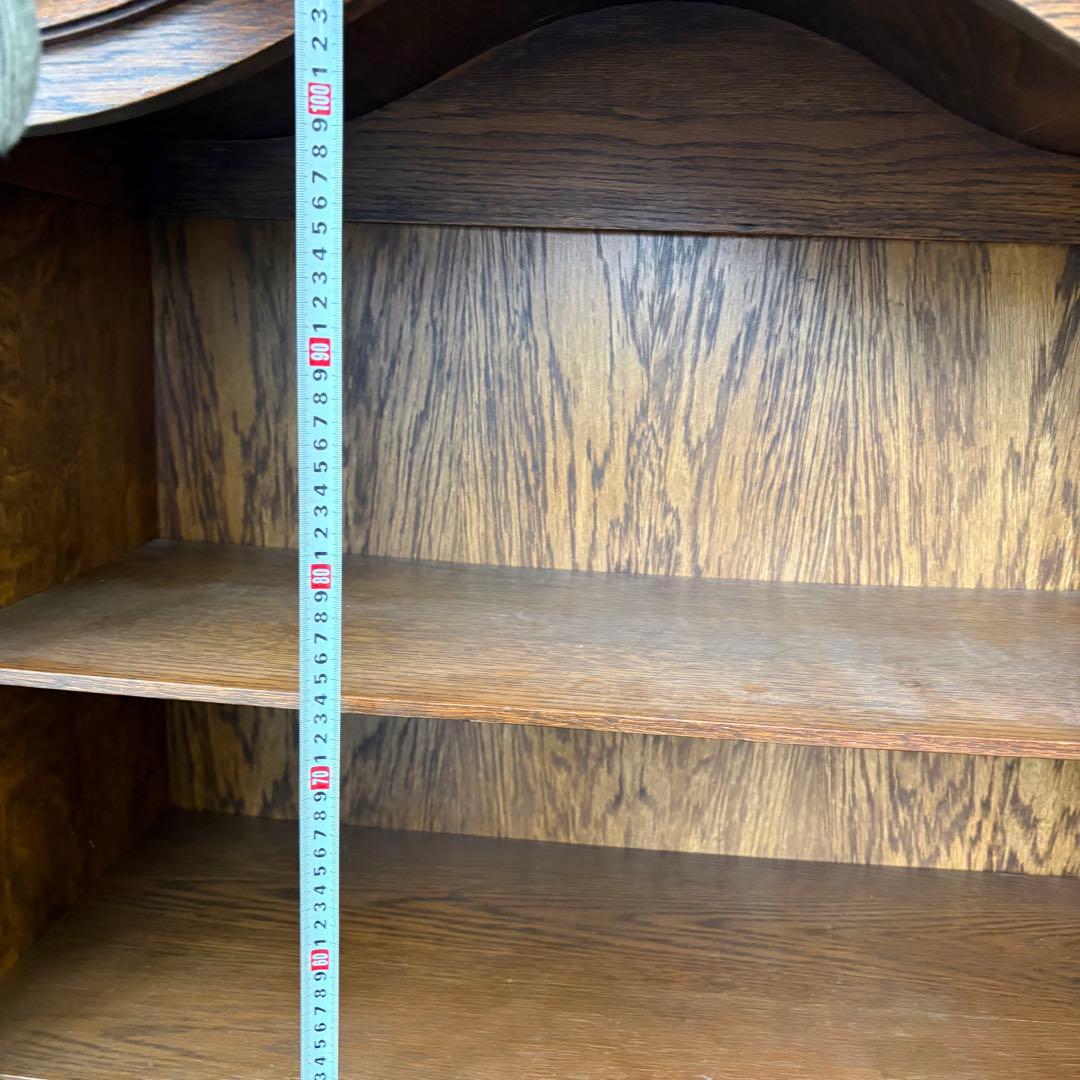 英国アンティーク 大型 木製サイドボード 窓枠風ガラスキャビネット 飾り棚