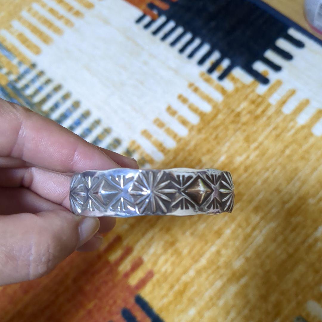 ナバホ族激安ノラビルバングル