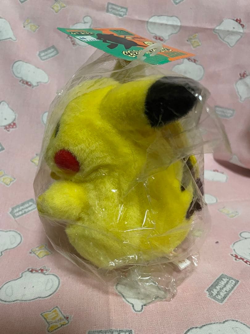 [新品タグ付き未開封]ピカチュウ　ぬいぐるみ　初期　TOMY