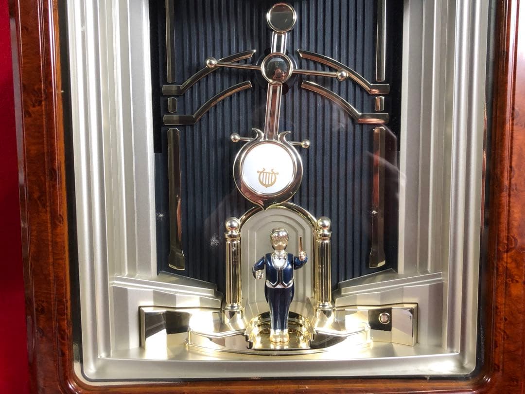 SEIKOセイコー　Marionne 掛け時計　からくり時計　RE526B