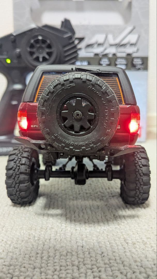 ミニッツMINI-Z 4x4 4ランナー ライト　リフト・インチアップ