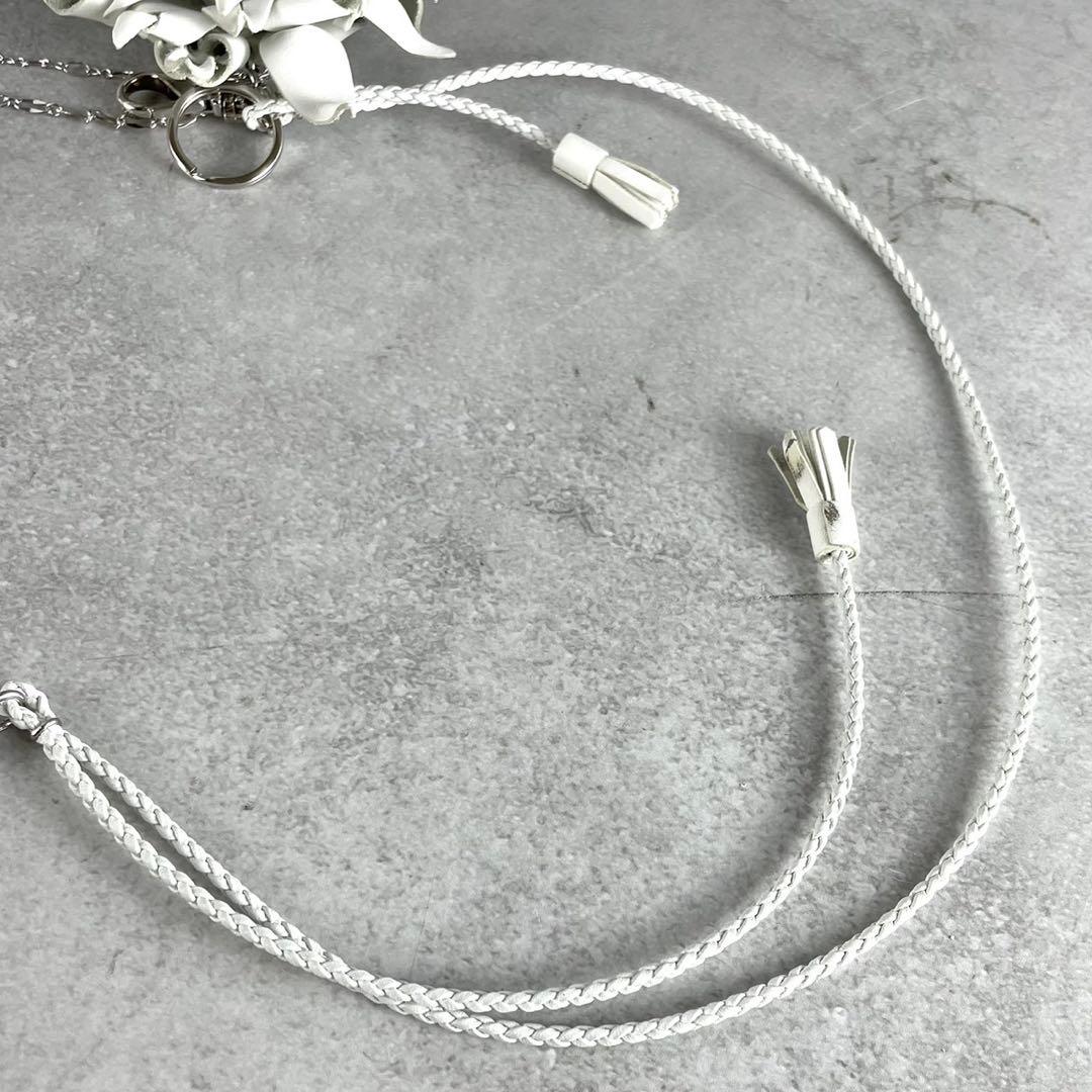 美品 Y's フラワーブローチ バッグチャーム ホワイト レザー レディース