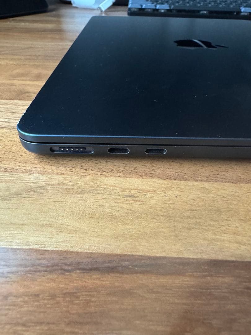 2022 M2 Macbook Air ミッドナイト