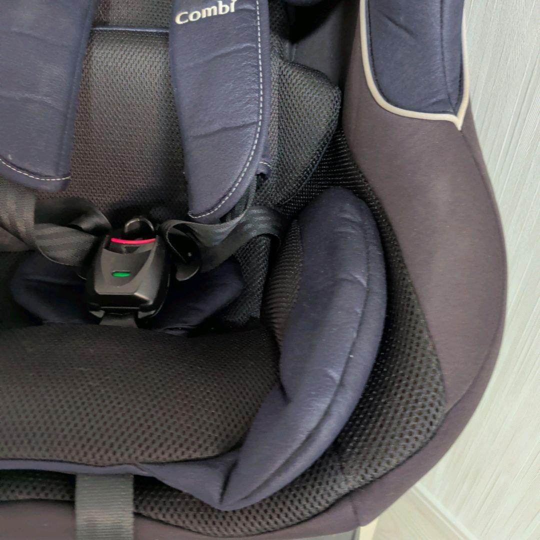 【美品】コンビ　チャイルドシート　ネセルターン360°ターン 新生児〜