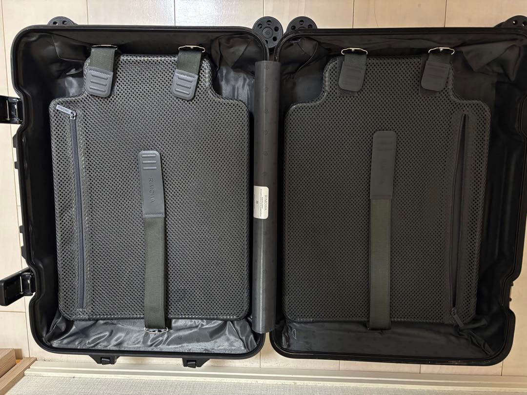 RIMOWA リモワ　オリジナルキャビン　ギャランティ付　2022年