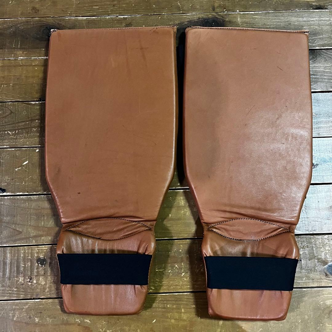 仲 俊光(NFG ) 格闘技トレーニングセット　グローブ　レガース