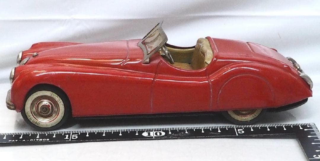 米澤 三陽(旧トミー)【ジャガーXK120赤】ブリキtin toy car 箱無