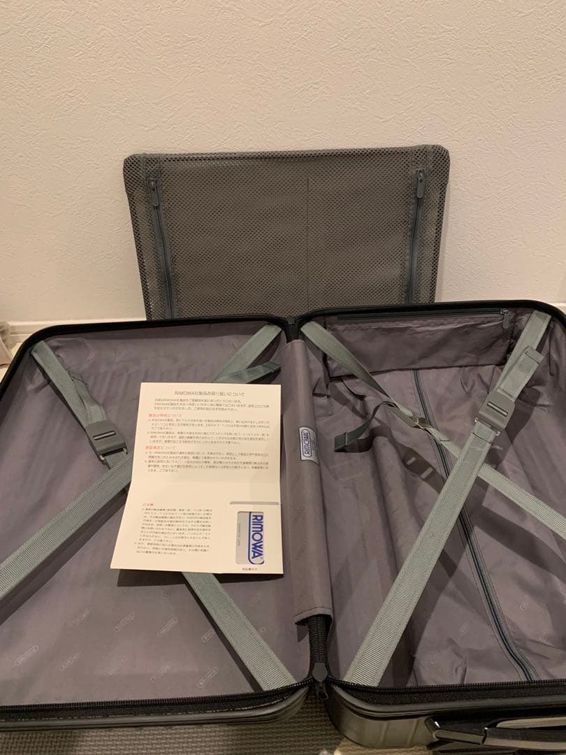 RIMOWAリモワ★サルサキャビントローリー 機内持込みOK★2輪キャリーケース