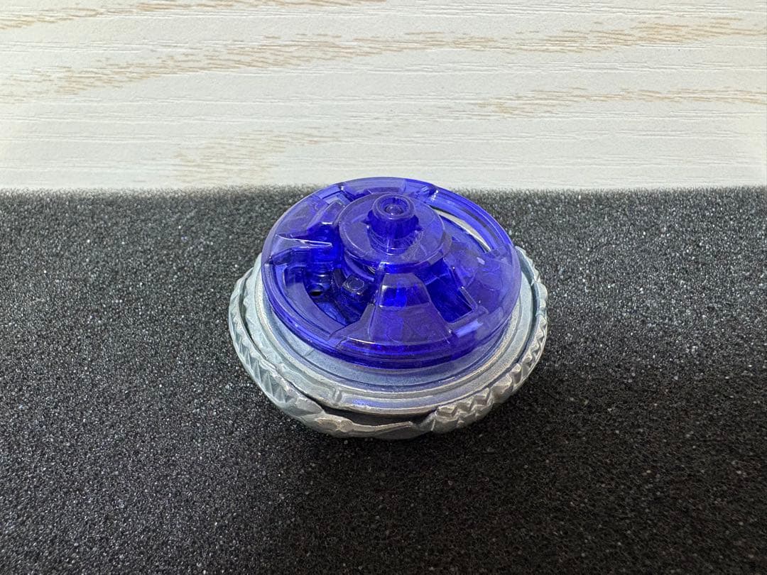 メタルファイトベイブレード　ディアブロネメシス　国内正規品　ベイブレード　希少