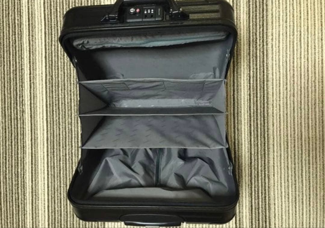 バッグ RIMOWA Salsa Business Trolley Multiwheel