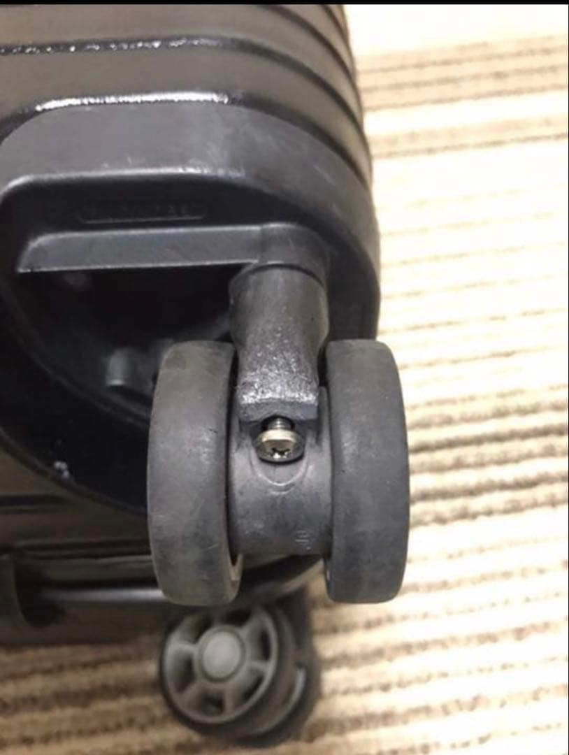 バッグ RIMOWA Salsa Business Trolley Multiwheel