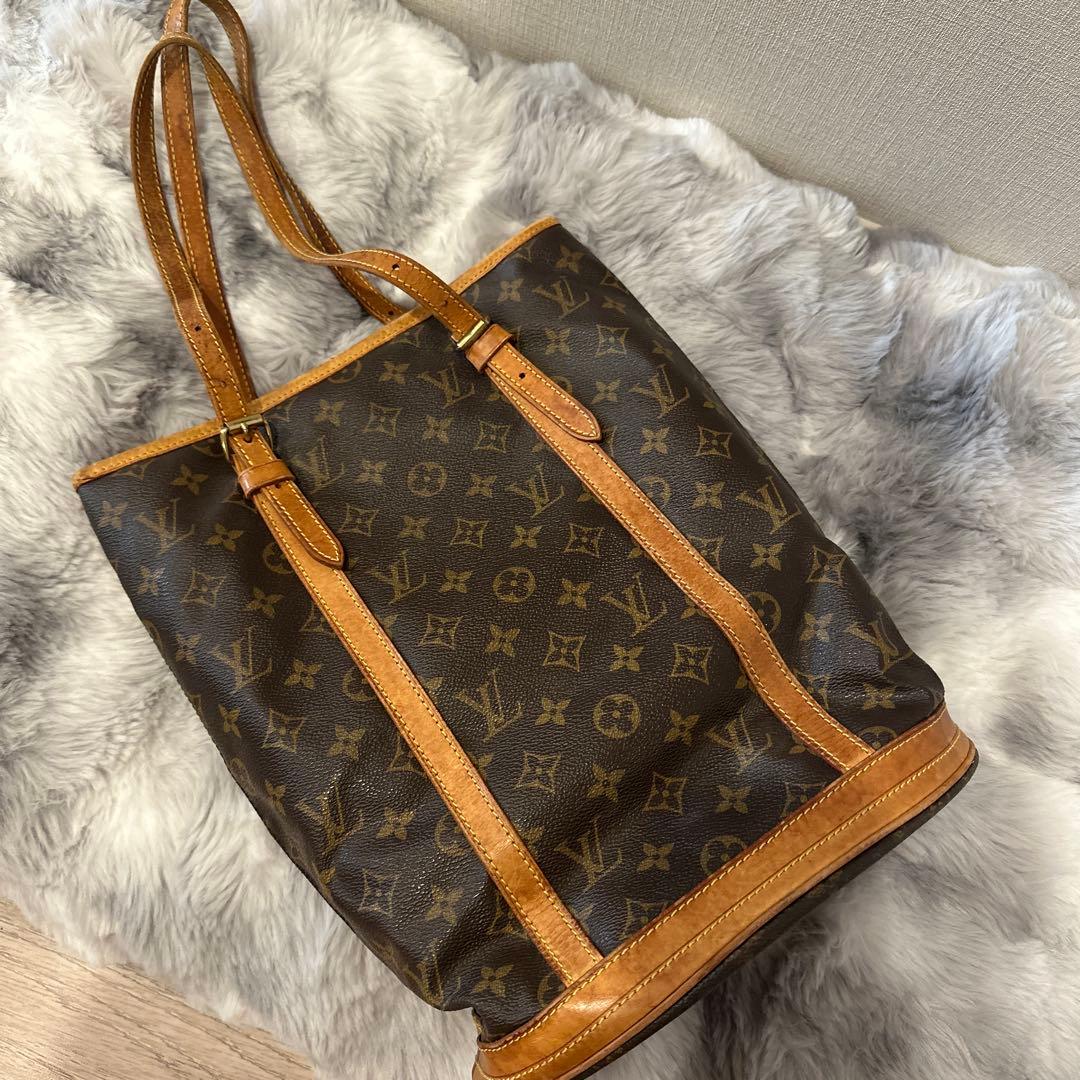 LOUIS VUITTON ルイヴィトンモノグラムバケット GM トートバッグ