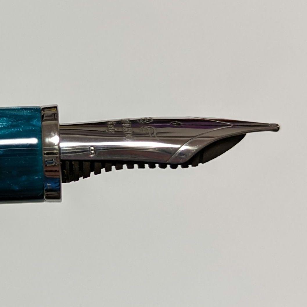 レオナルド フローレグランデ エメラルドブルー 万年筆 スチールニブ 太字